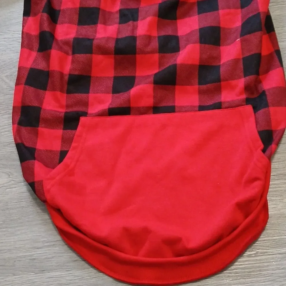 Kooltail plaid dog